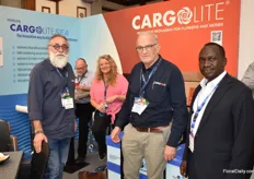 At the booth of Cargolite it was busy. Sociable and conversations were held about the innovations that Cargolite offers for transporting flowers by sea and air. On the picture, from left to right: Amnon Zamir (Research & Development), Claire Williams (Optimus Flowers), John Kowarsky (CEO Cargolite) and Meshack Kipturgo (Group Managing Director Signion Group).